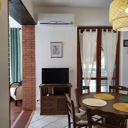 Amici Di Calabria דירה *