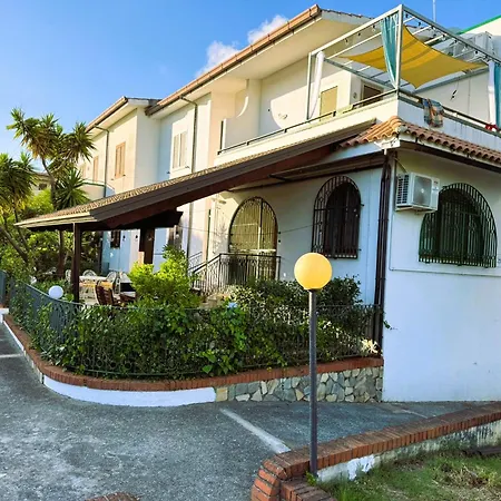 Amici Di Calabria Apartman